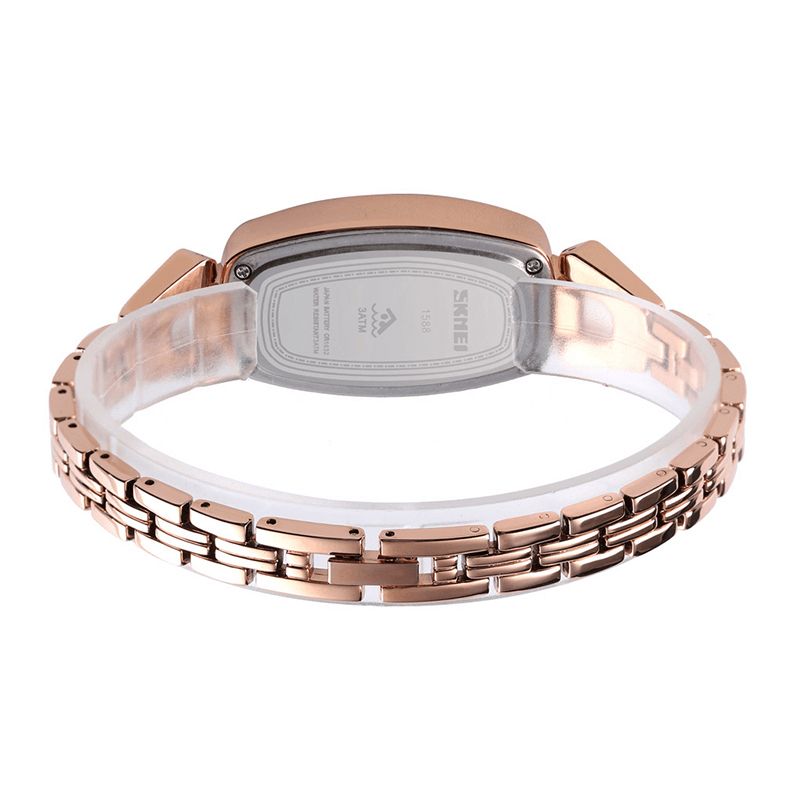 1588 Diamond Rectangle Dial Ladies Bracelet Montre Full Steel Touch Screen Digital Montre