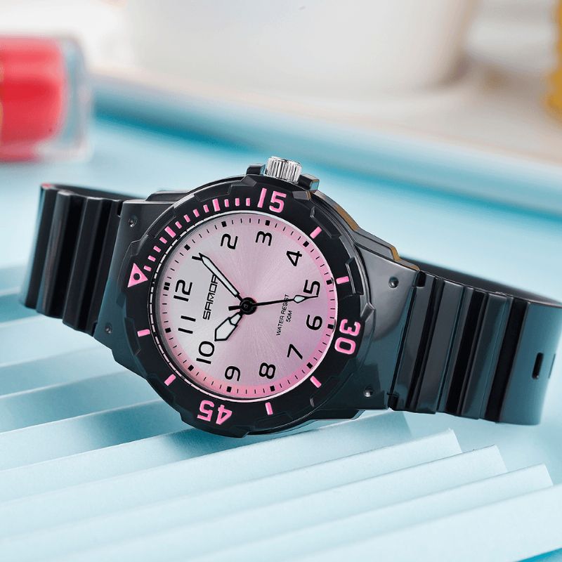 6011 Montre À Quartz Ultra Légère Pour Femme Avec Bracelet En Silicone De Couleur Fraîche