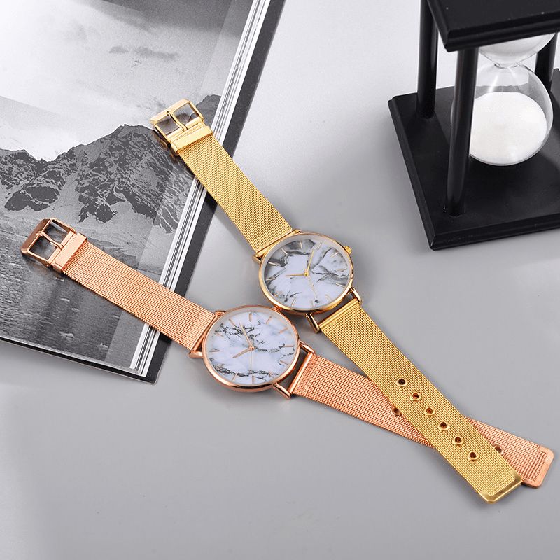 A0556 Loisirs Sport Femmes Montre Alliage Cas Maille Bande Réglable Fermoir Pliant Creative Marbre Quartz Montres