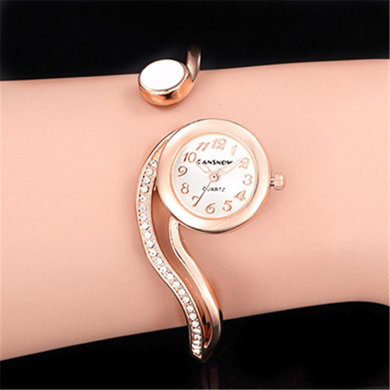 Cansnow Montre-bracelet Irrégulière Pour Femme De Style Décontracté Montres À Quartz En Cristal