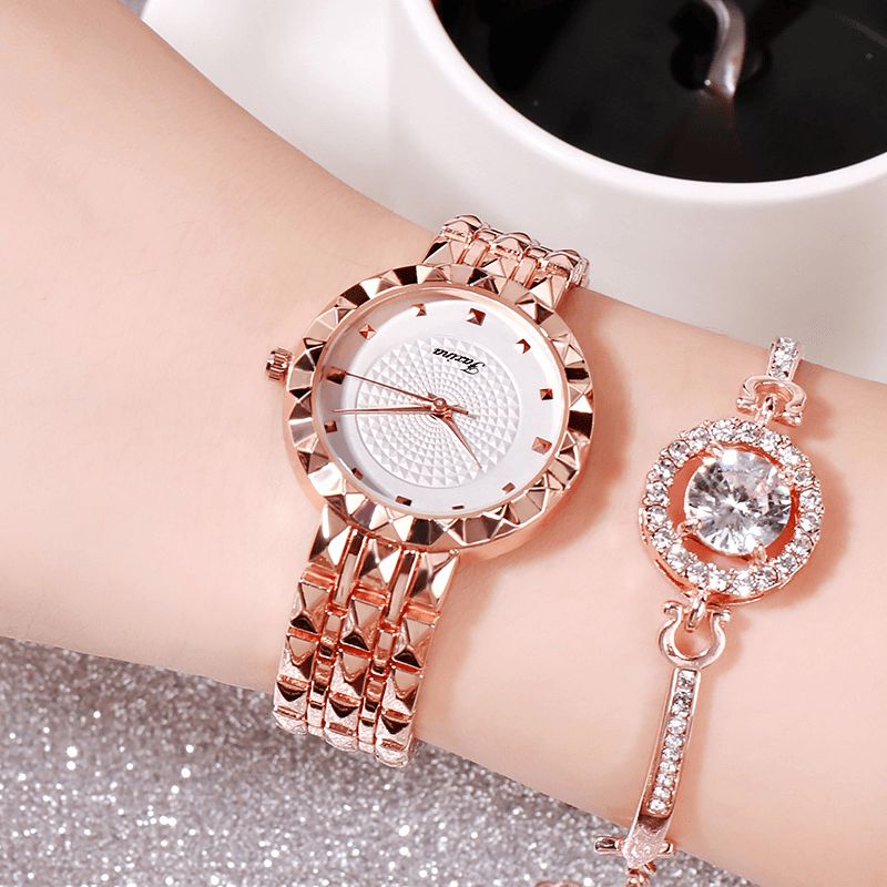 Full Steel Case Casual Style Femmes Montre-bracelet Horloge Montres À Quartz