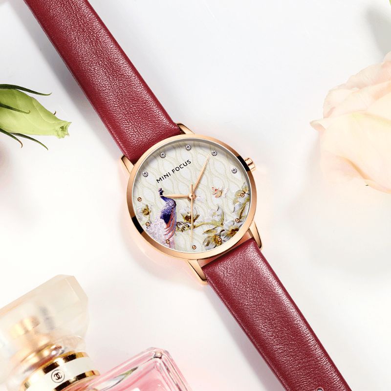 Mode Femmes Paon Fleur Motif Véritable Montre À Quartz En Cuir