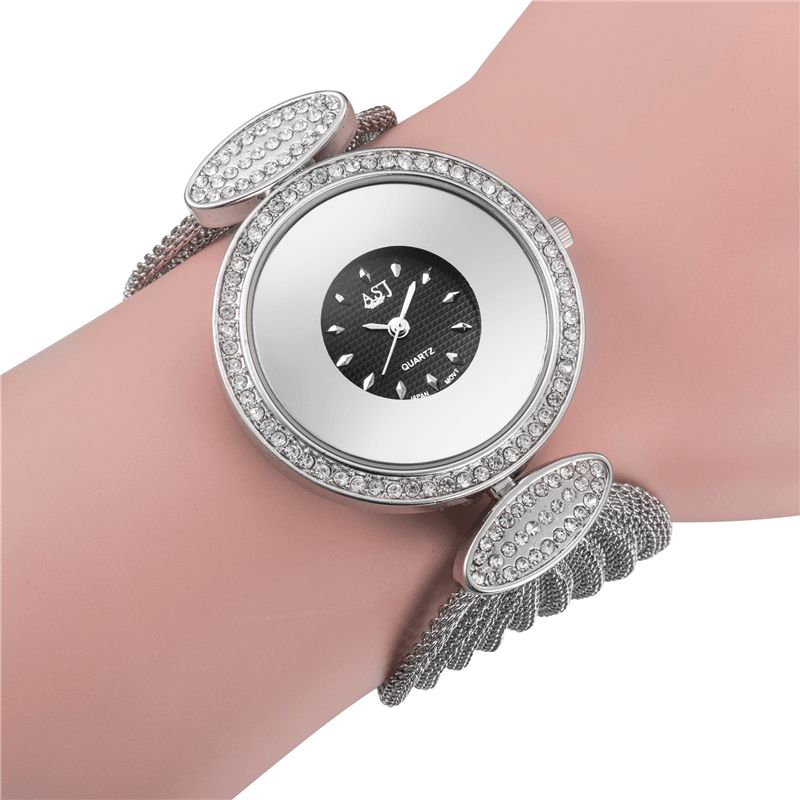 Mode Unique Design Grand Cadran Maille Bracelet Femmes Montre À Quartz