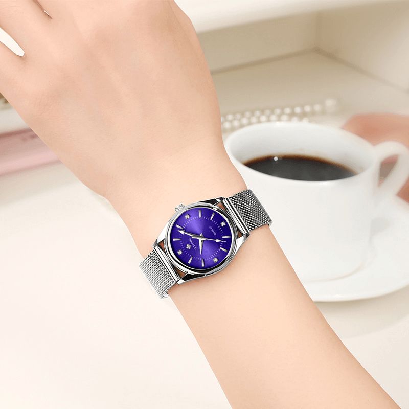 Montre-bracelet Pour Femme De Style Décontracté Avec Petit Cadran Et Montre À Quartz En Acier