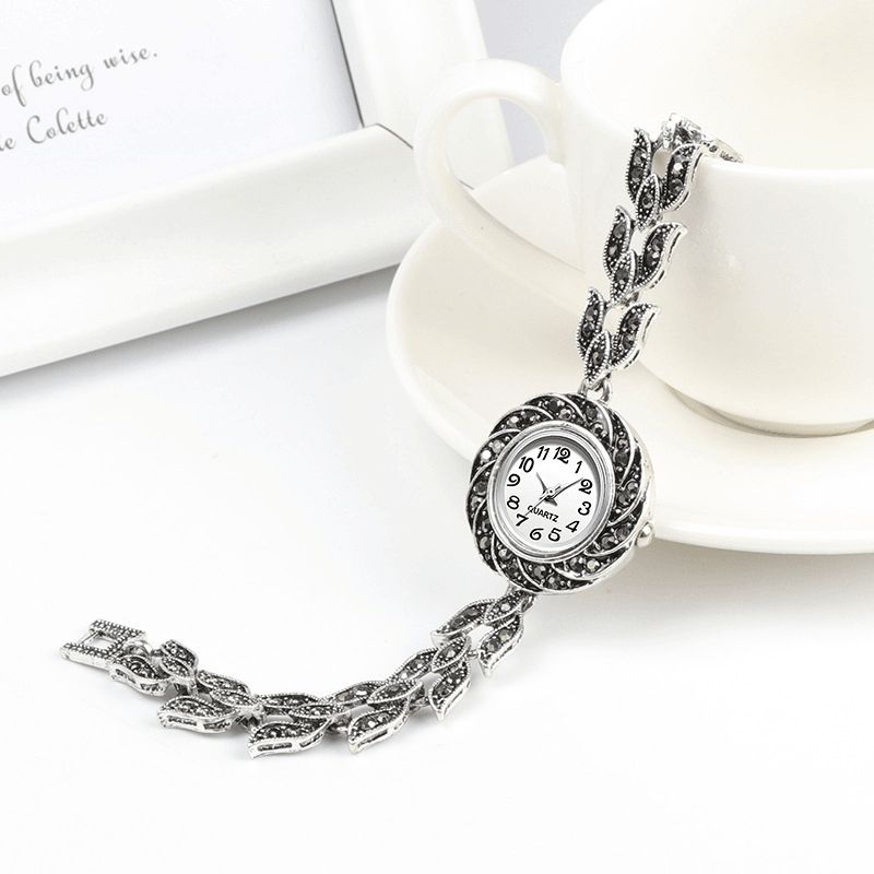 Qingxiya K7 Gris Cristal Femmes Bracelet Montre À La Mode Rétro Style Quartz Montre