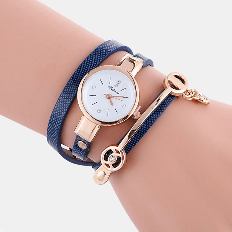 Rétro Bracelet En Cuir Synthétique Polyuréthane Strass Montre Multicouche Pendentif En Métal Réglable Classique Dame Montre À Quartz