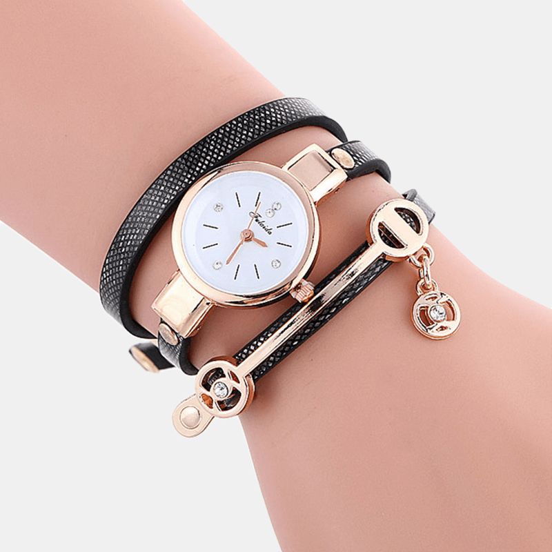 Rétro Bracelet En Cuir Synthétique Polyuréthane Strass Montre Multicouche Pendentif En Métal Réglable Classique Dame Montre À Quartz