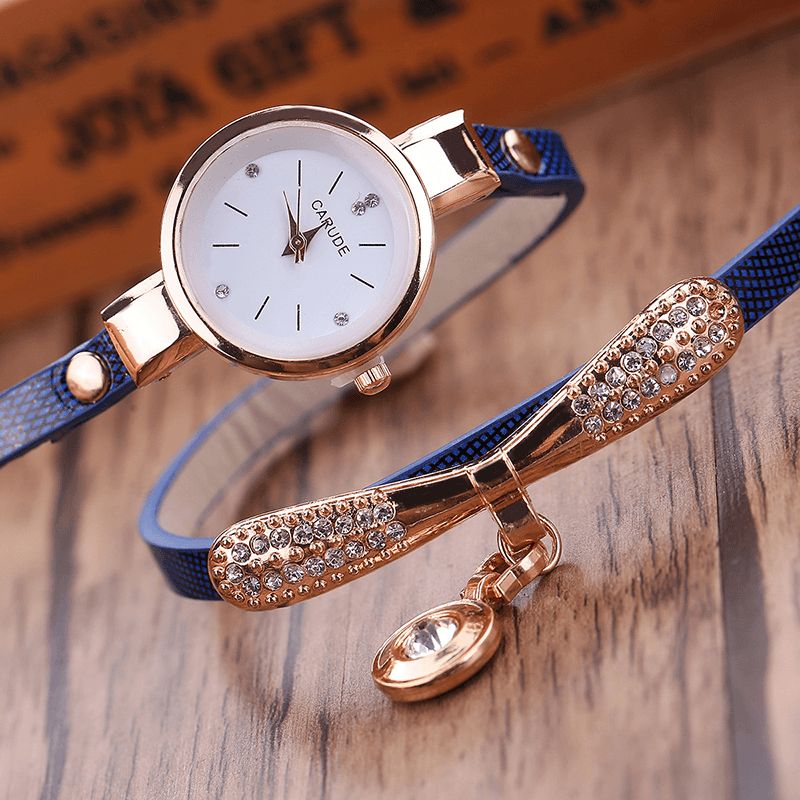 Rétro Pu Strap Multi-couche Lady Montre Métal Géométrique Strass Arc Pendentif Femmes Montre À Quartz