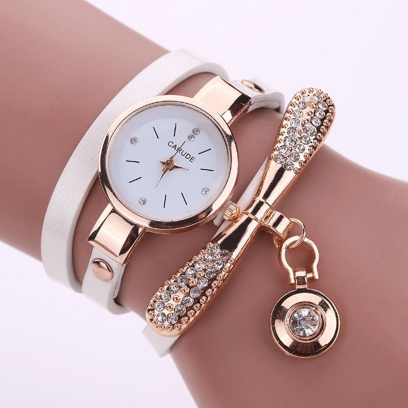 Rétro Pu Strap Multi-couche Lady Montre Métal Géométrique Strass Arc Pendentif Femmes Montre À Quartz