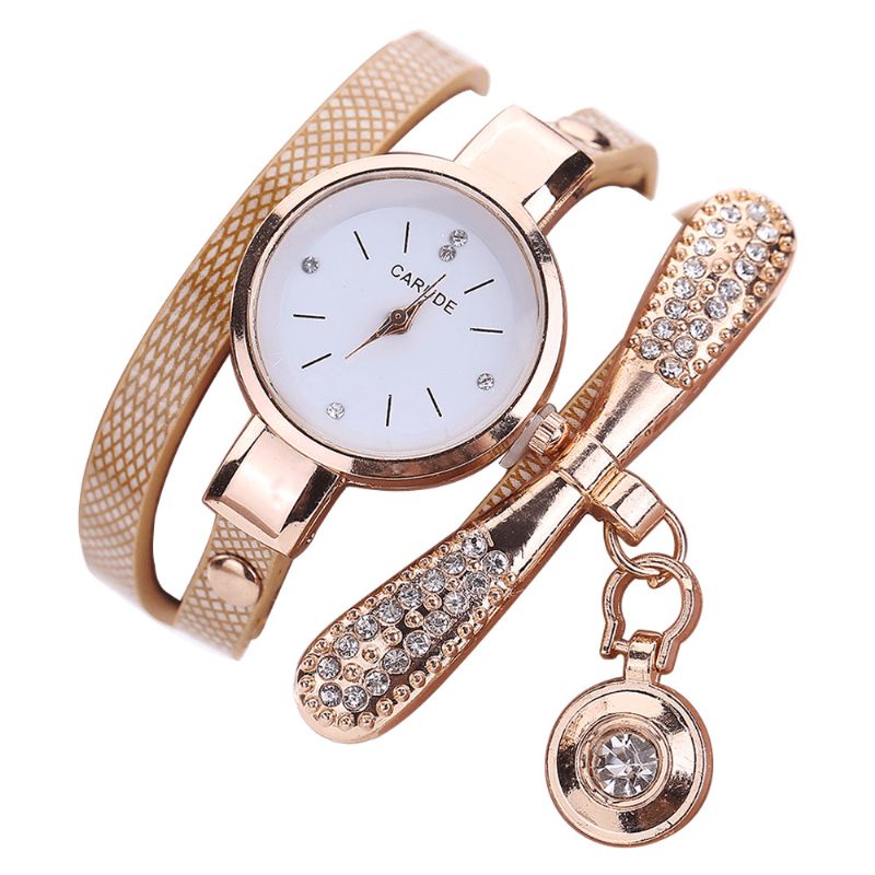 Rétro Pu Strap Multi-couche Lady Montre Métal Géométrique Strass Arc Pendentif Femmes Montre À Quartz