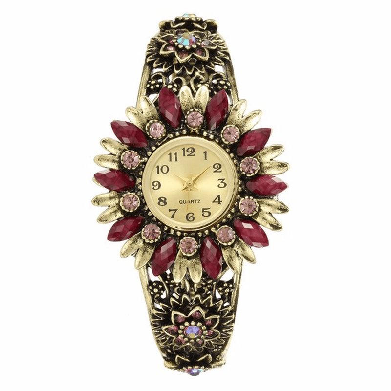 Style Rétro Femmes Bracelet Montre Fleur Forme Pleine Bande En Acier Montre À Quartz