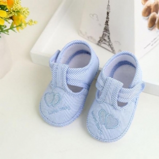 Chaussures D'été Brodées De Cœurs Bébé Fille