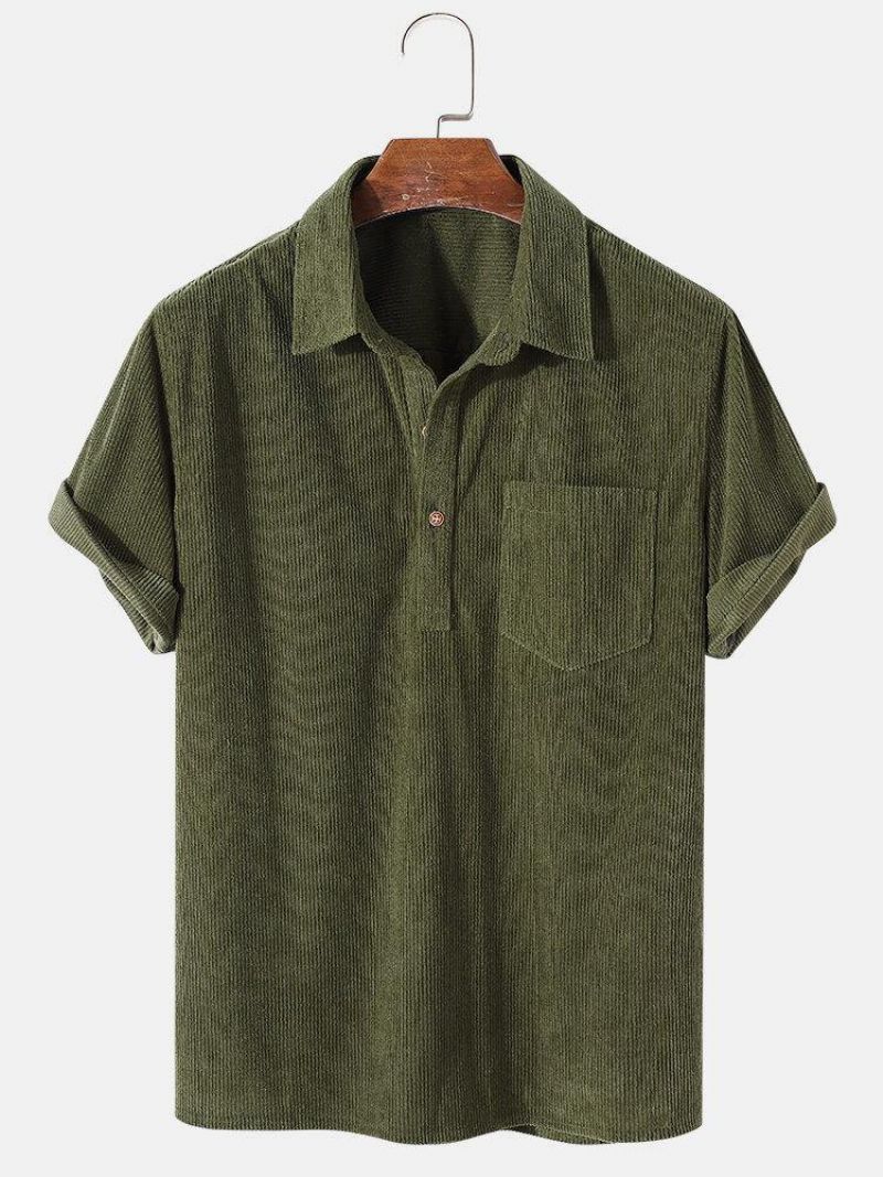 Chemise Henley À Manches Courtes À Revers En Velours Côtelé De Couleur Unie Pour Hommes