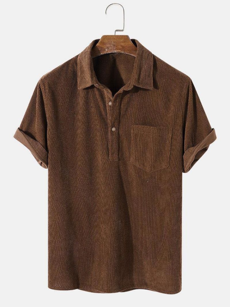 Chemise Henley À Manches Courtes À Revers En Velours Côtelé De Couleur Unie Pour Hommes